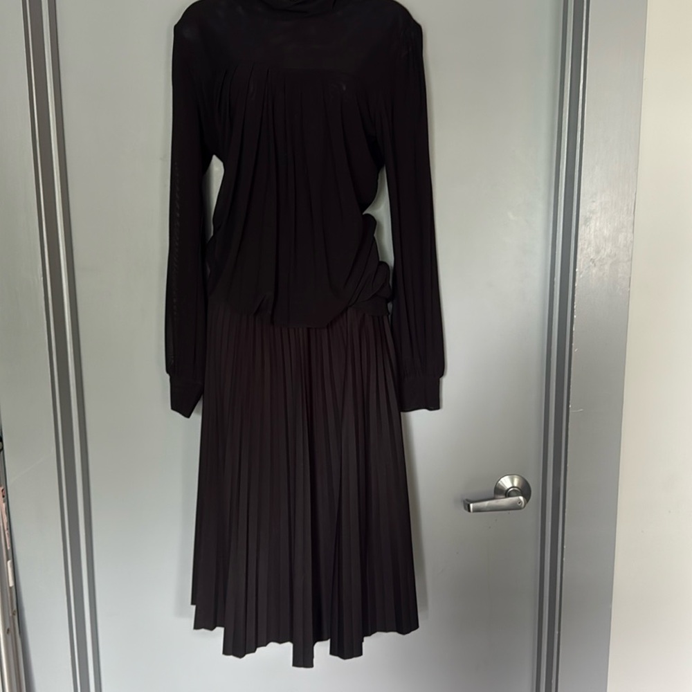 White House Black Market Vintage BLk Pleated M Midi Skirt
